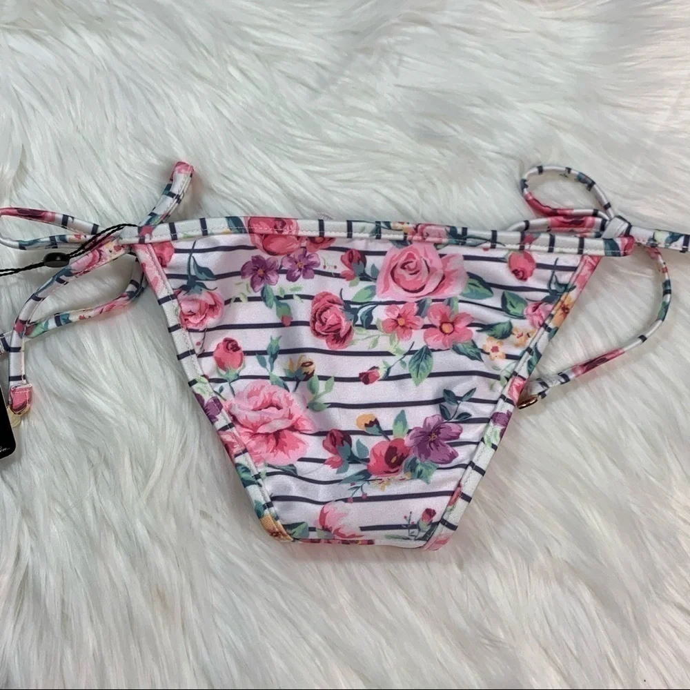 NWT Wildfox 90s Floral String Bikini XS